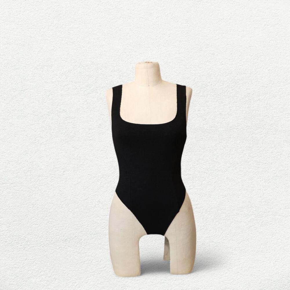 Zara Sleeveless Tank Bodysuit in Black | Minimalist Basics